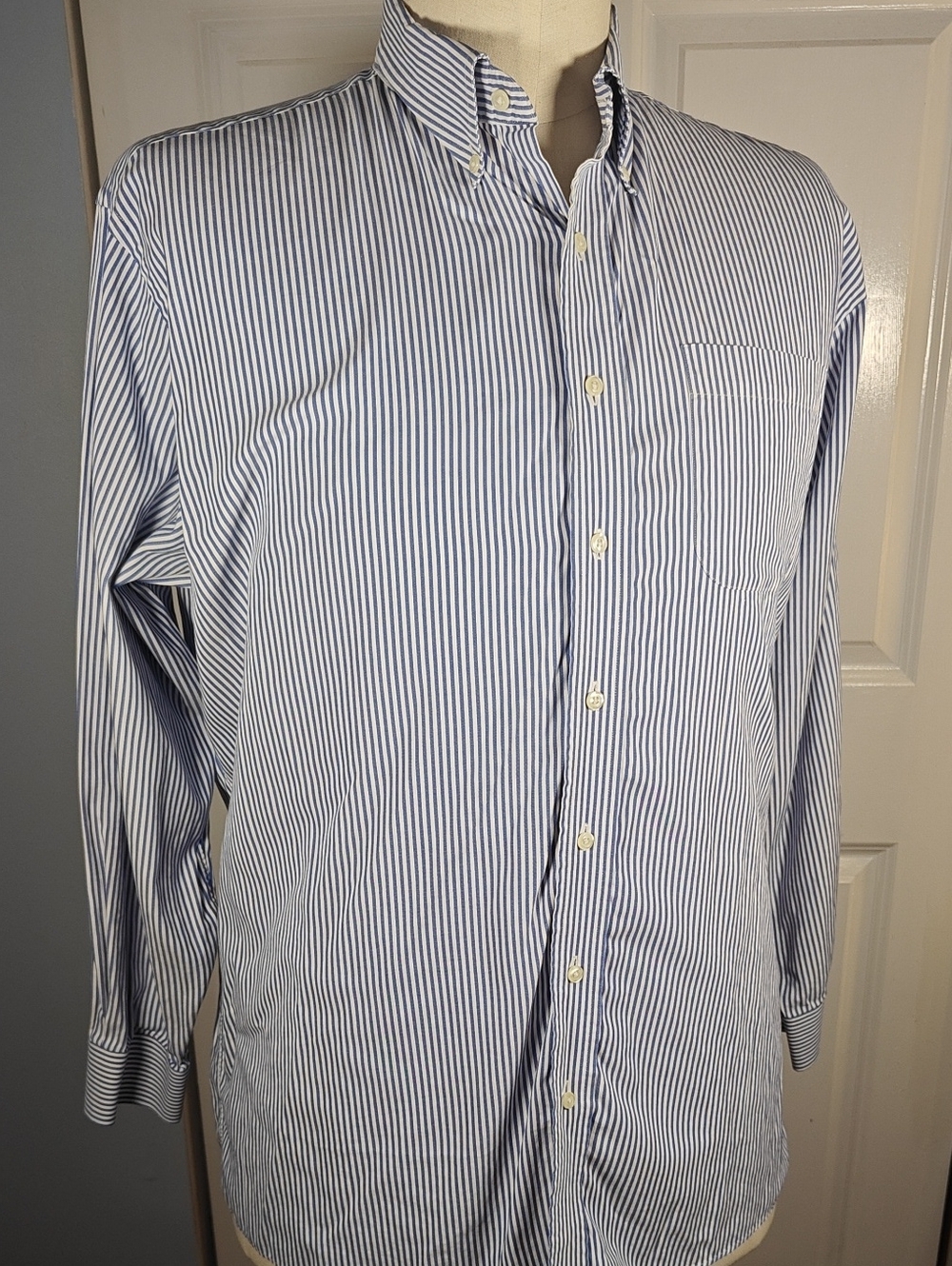 Jos A Bank Executive Collection Mens 17.5 35 Blue White Striped Dress Shirt
